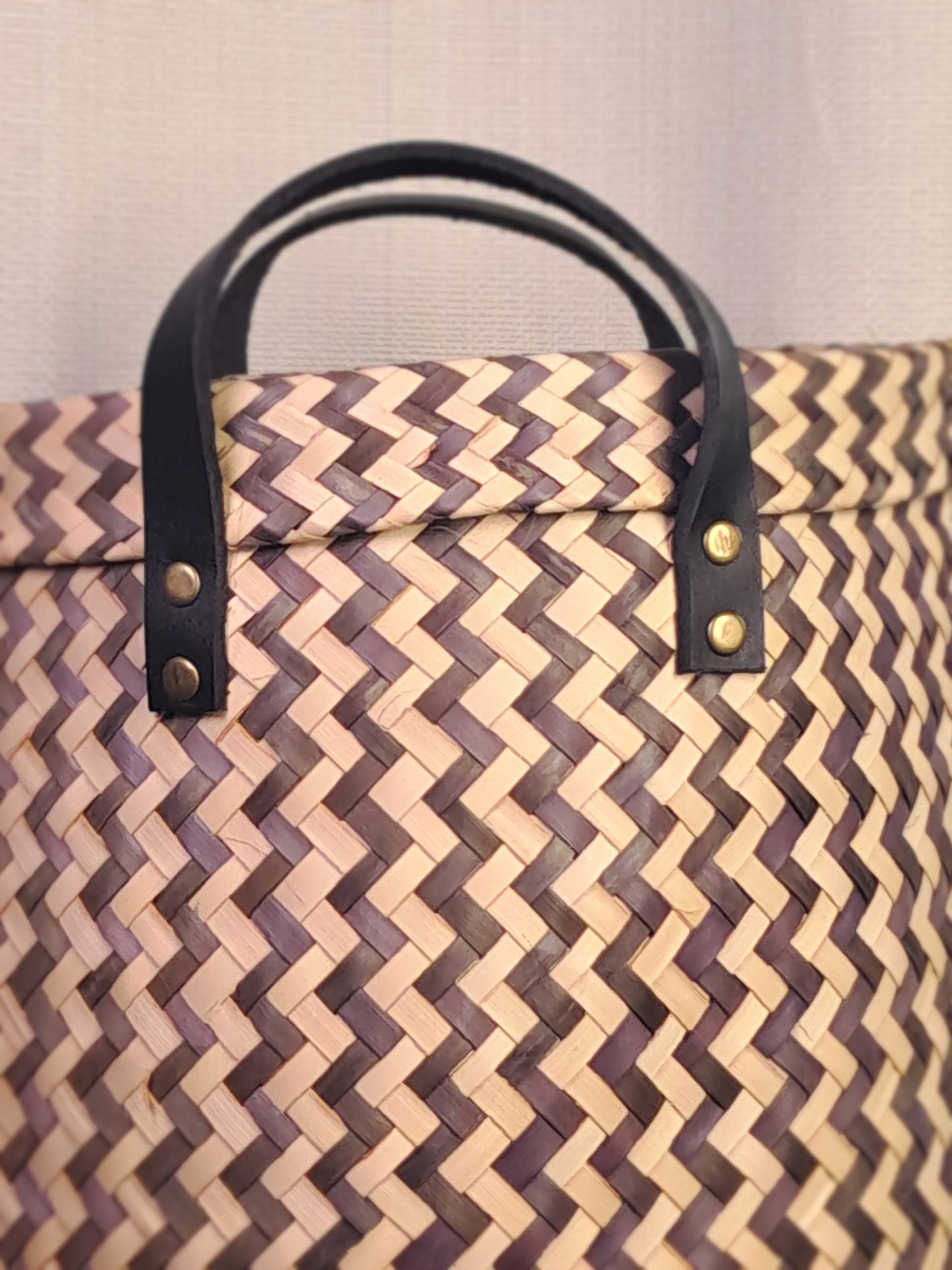 ZigZag Black Planter Basket