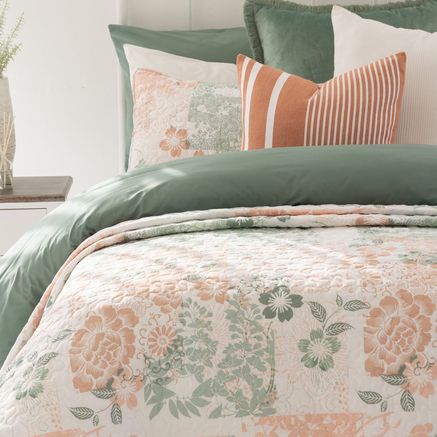 100% Cotton Millie Sage Quilt Set